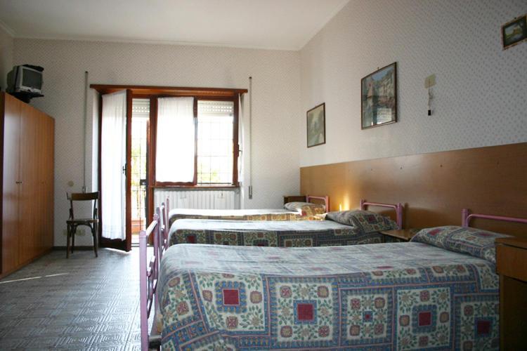 Albergo Anna تْشامبينو الغرفة الصورة
